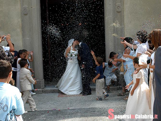 Il Lancio del Riso - Sposarsi in Calabria
